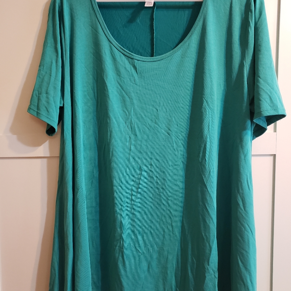 Lularoe Perfect T